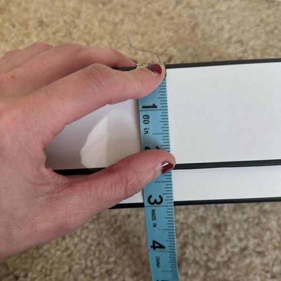 Empty CHANEL Box with Ribbon - Picture 10 of 10